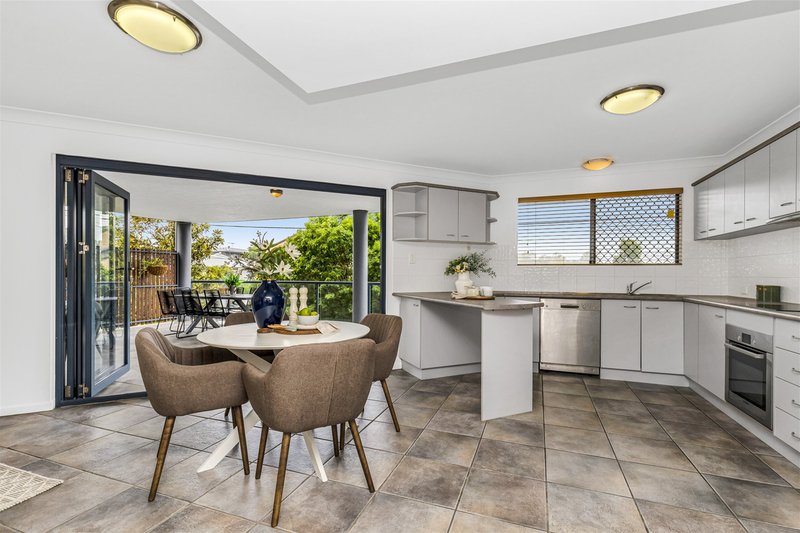 Photo - 4/30 Real Street, Annerley QLD 4103 - Image 5