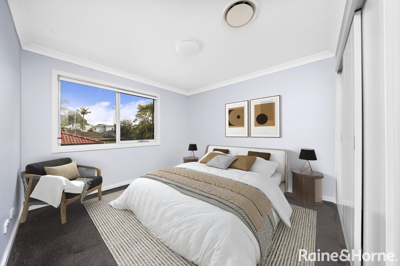 Photo - 4/30 Robertson Street, Helensburgh NSW 2508 - Image 6