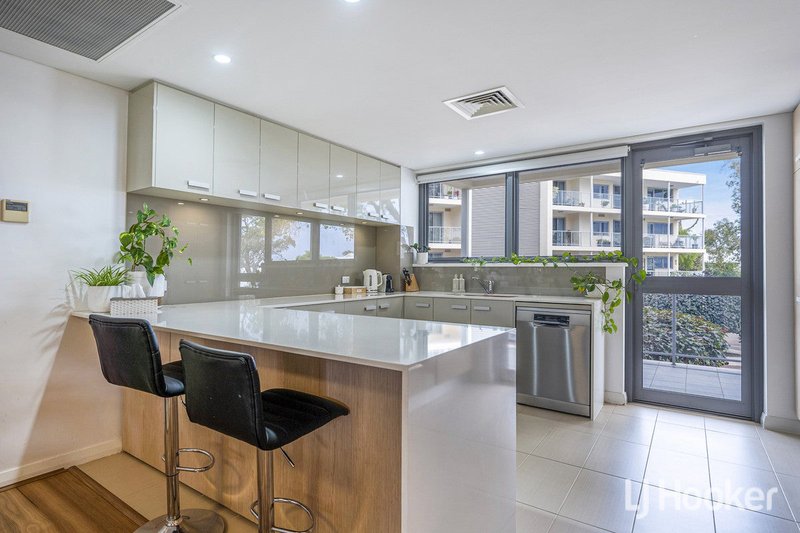Photo - 4/30 Sirrocco Drive, Erskine WA 6210 - Image 17