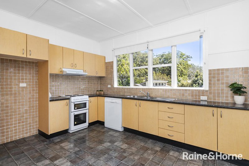 Photo - 430 The Entrance Road, Erina Heights NSW 2260 - Image 3