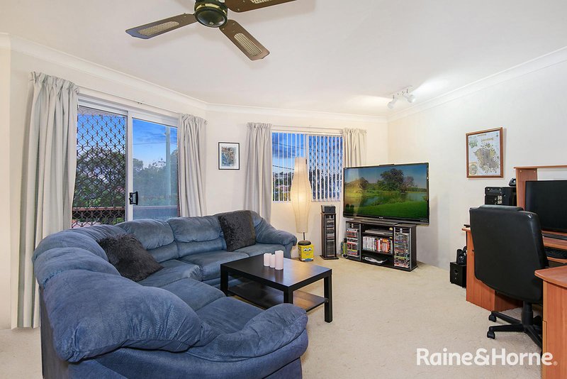 Photo - 4/30 Waverley Road, Taringa QLD 4068 - Image 4