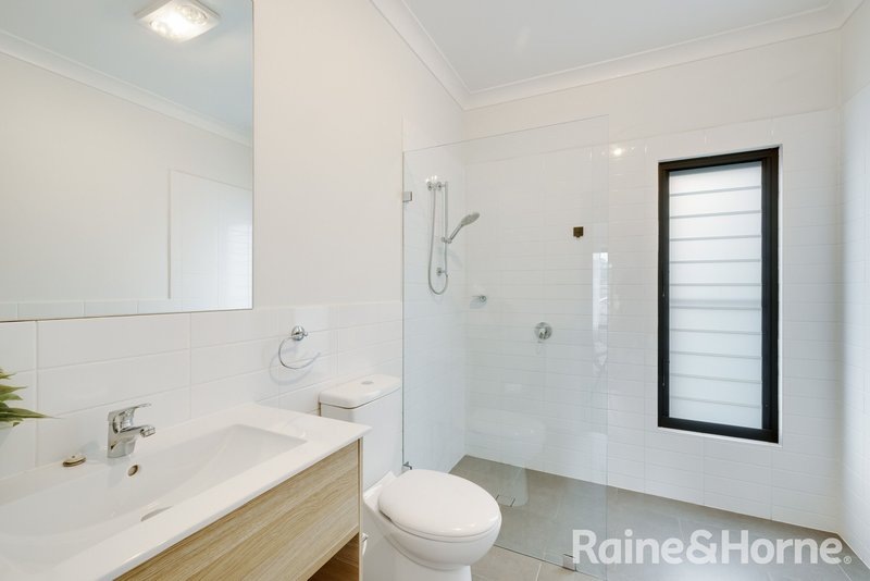 Photo - 4/302 Park Avenue, Kotara NSW 2289 - Image 11