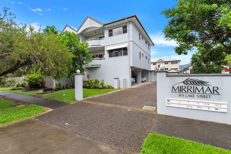 Photo - 4/303-305 Lake Street, Cairns North QLD 4870 - Image 13