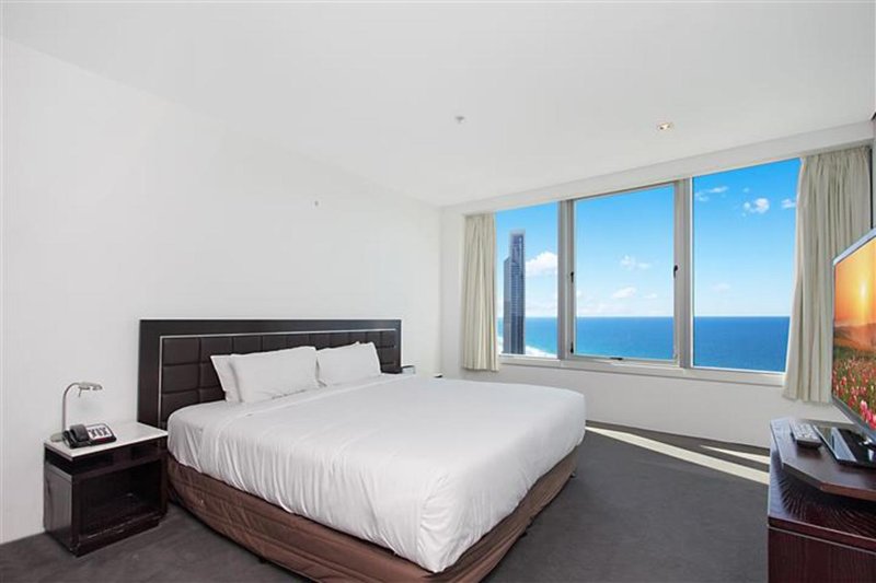 Photo - 4303/9 Hamilton Avenue, Surfers Paradise QLD 4217 - Image 8