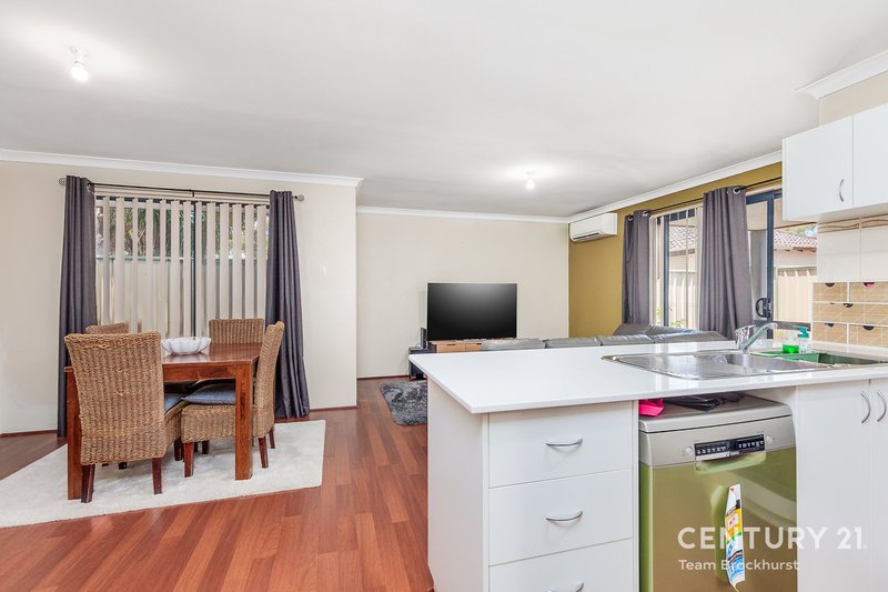 Photo - 4/309 Railway Avenue, Armadale WA 6112 - Image 2