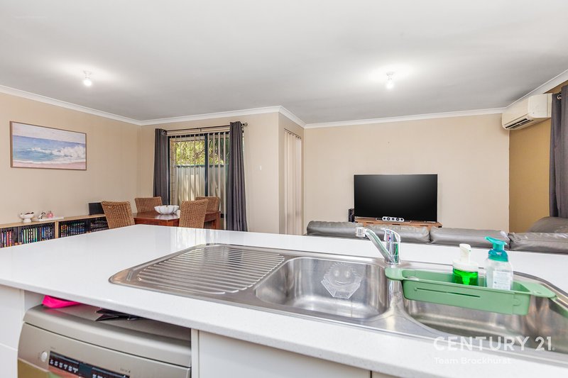 Photo - 4/309 Railway Avenue, Armadale WA 6112 - Image 8