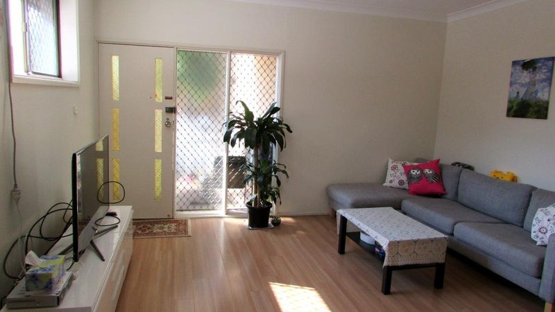 Photo - 4/31-33 Millett Street, Hurstville NSW 2220 - Image 2