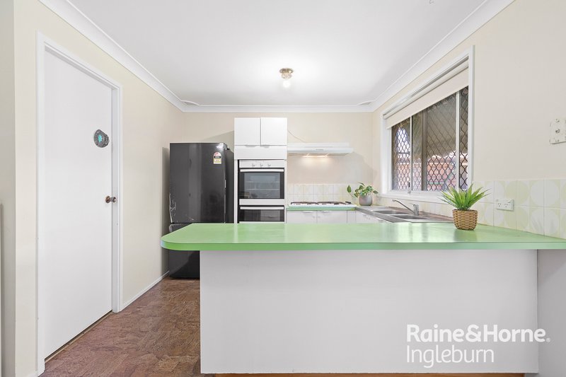 Photo - 4/31 Belmont Road, Glenfield NSW 2167 - Image 7