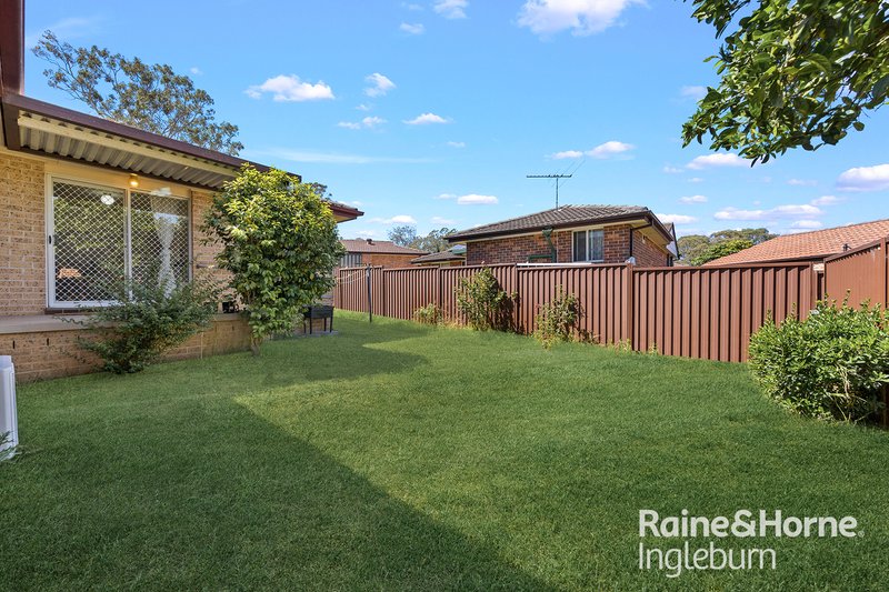 Photo - 4/31 Belmont Road, Glenfield NSW 2167 - Image 9