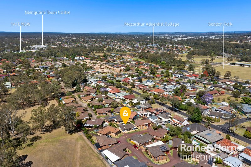 Photo - 4/31 Belmont Road, Glenfield NSW 2167 - Image 12