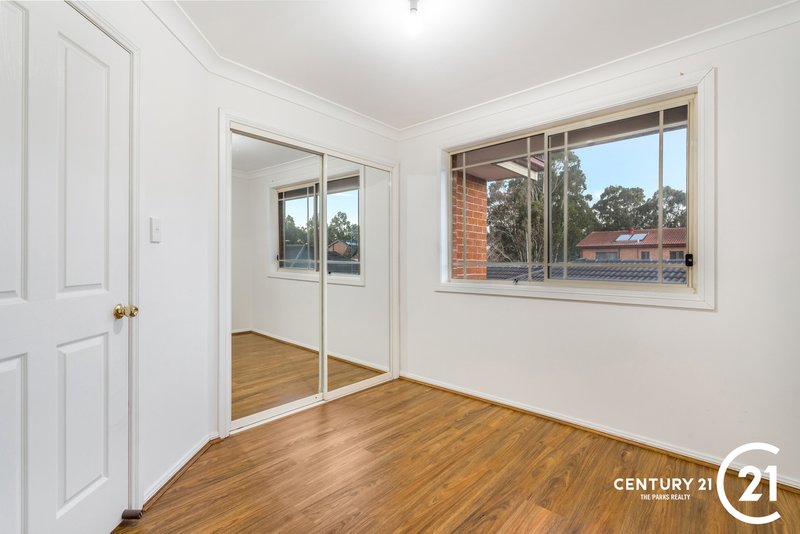 Photo - 4/31 Corriedale Street, Wakeley NSW 2176 - Image 9