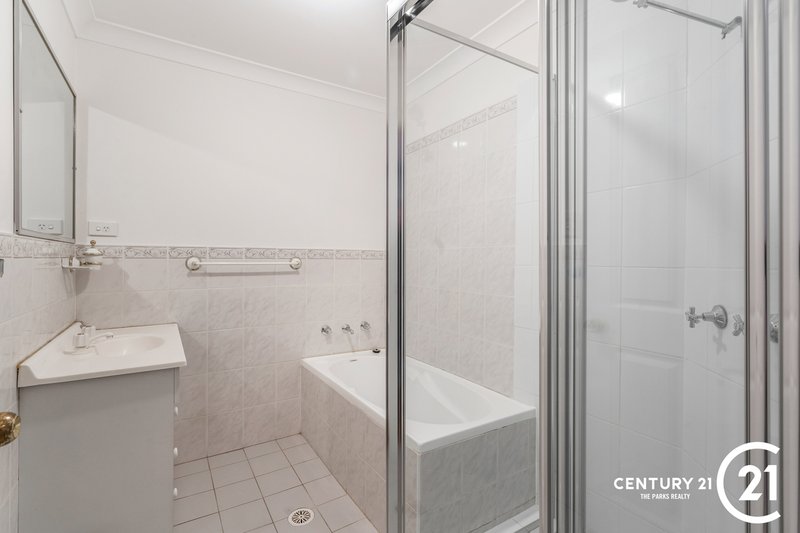 Photo - 4/31 Corriedale Street, Wakeley NSW 2176 - Image 12