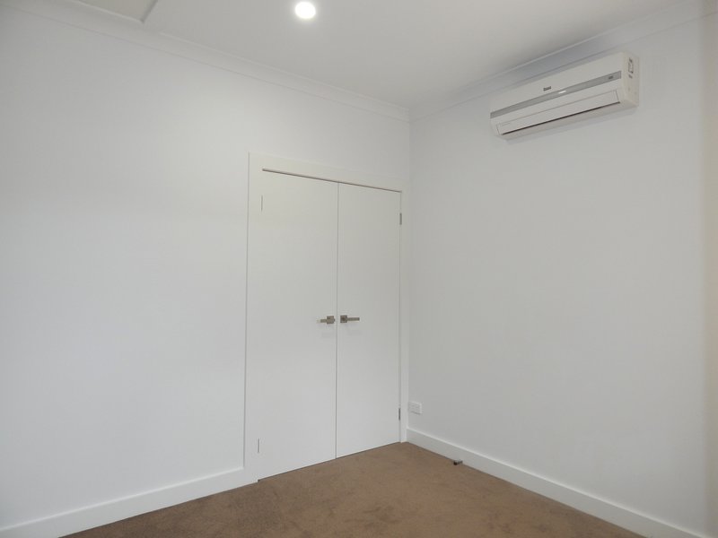 Photo - 4/31 Gregory Grove, Preston VIC 3072 - Image 7