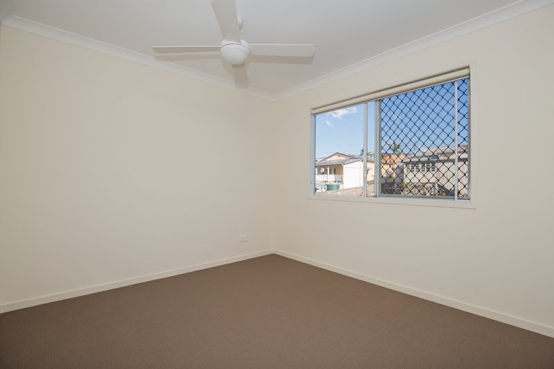 Photo - 4/31 Helles Street, Moorooka QLD 4105 - Image 6