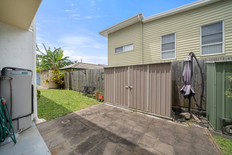 Photo - 4/31 King Street, Woody Point QLD 4019 - Image 9