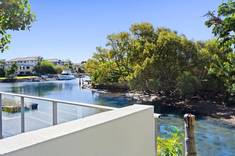 Photo - 4/31 Madang Crescent, Runaway Bay QLD 4216 - Image 19
