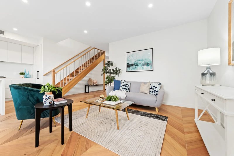 Photo - 431 Stephensons Road, Mount Waverley VIC 3149 - Image 2
