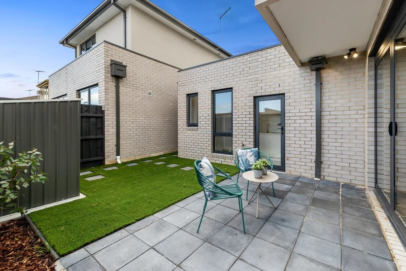 Photo - 431 Stephensons Road, Mount Waverley VIC 3149 - Image 6