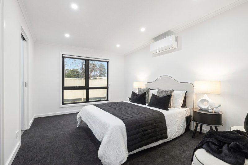 Photo - 4/31 Worcester Road, Gisborne VIC 3437 - Image 6