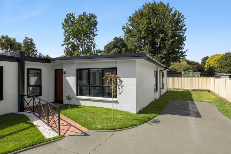 Photo - 4/31 Worcester Road, Gisborne VIC 3437 - Image 15