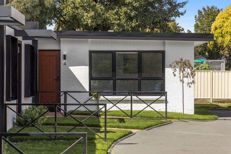 Photo - 4/31 Worcester Road, Gisborne VIC 3437 - Image 16