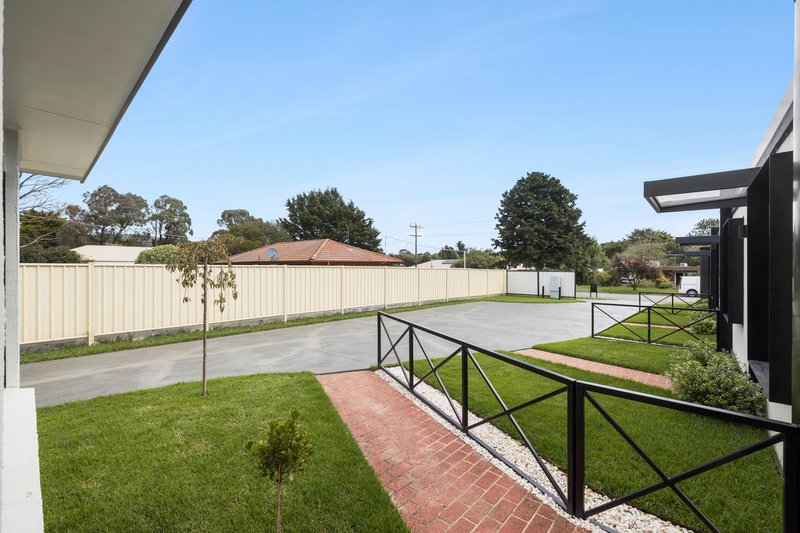 Photo - 4/31 Worcester Road, Gisborne VIC 3437 - Image 18