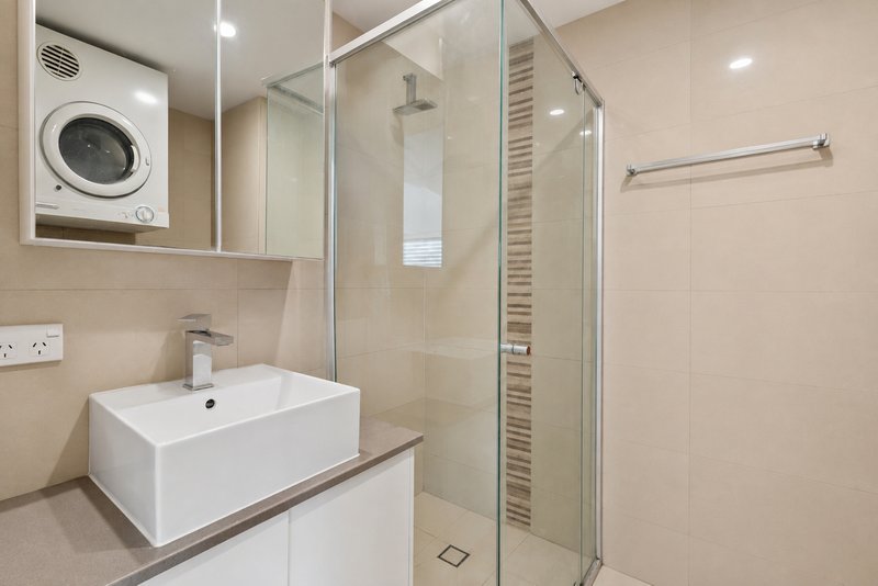 Photo - 431/120 Melton Road, Nundah QLD 4012 - Image 8