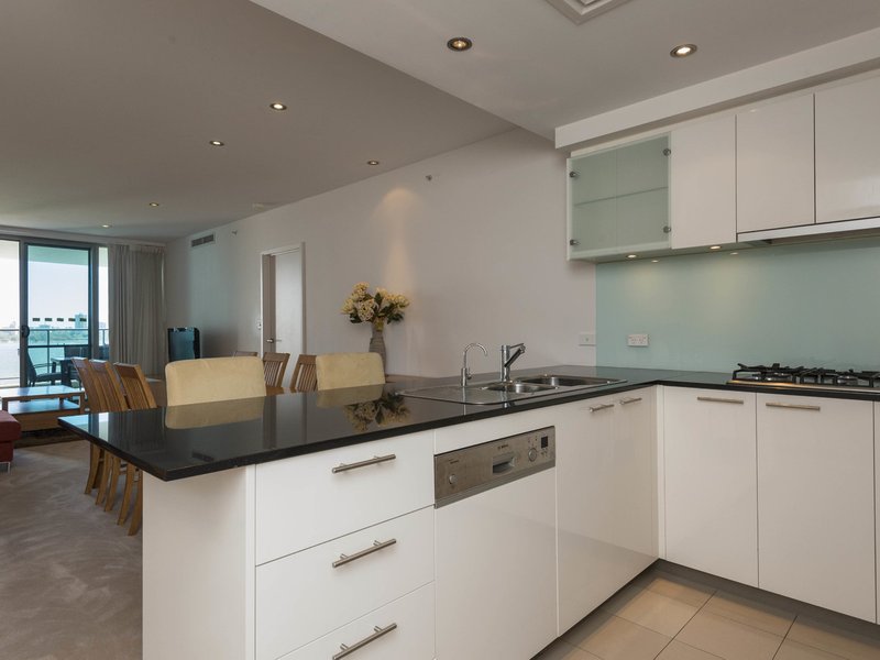 Photo - 43/132 Terrace Road, Perth WA 6000 - Image 2