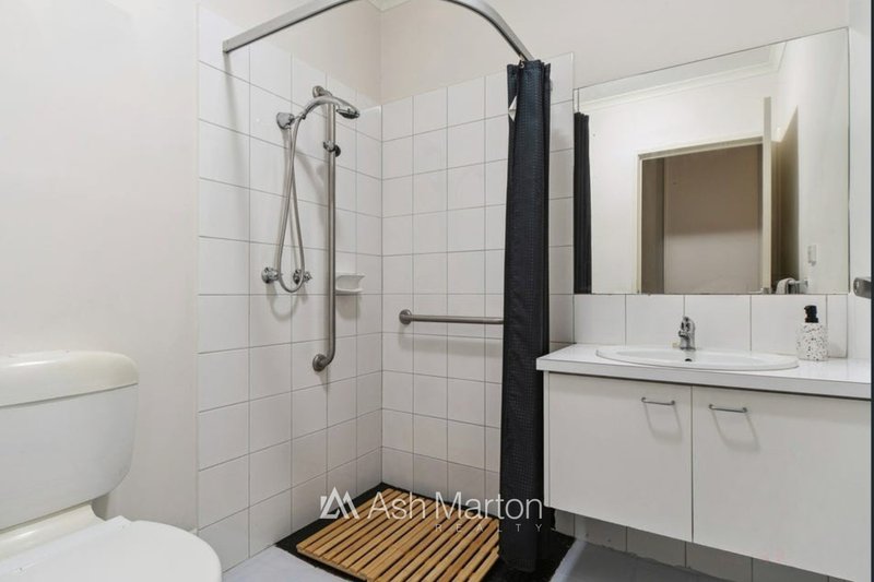 Photo - 43/14 Sandpiper Place, Frankston VIC 3199 - Image 5
