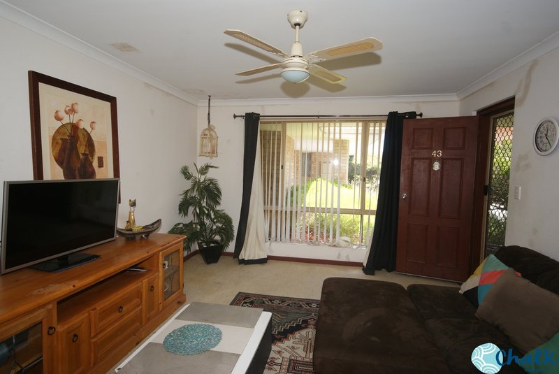 Photo - 43/15-17 Ashford Avenue, Rockingham WA 6168 - Image 3