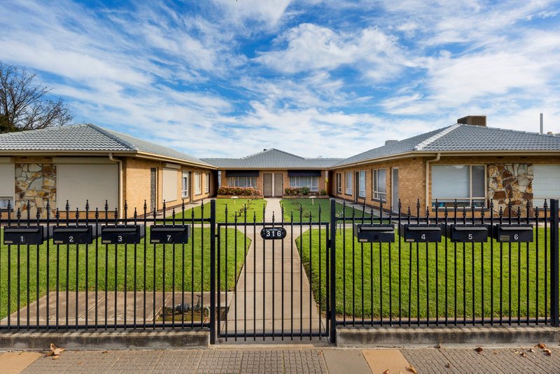 4/316 Hampstead Road, Clearview SA 5085