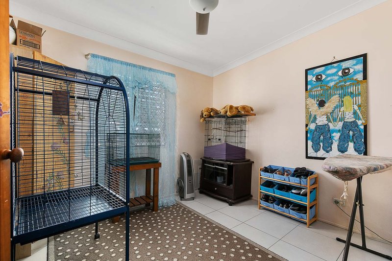 Photo - 432 Boat Harbour Drive, Torquay QLD 4655 - Image 8