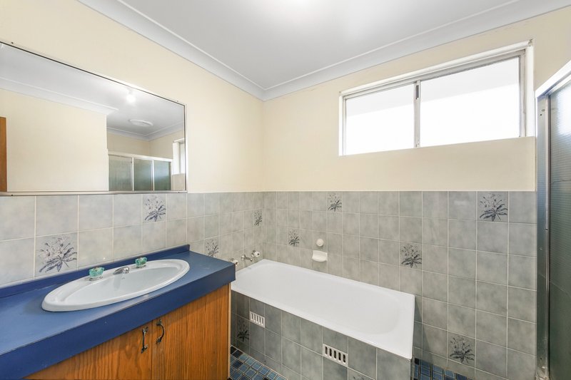 Photo - 4/32 Chetwynd Rd , Merrylands NSW 2160 - Image 5