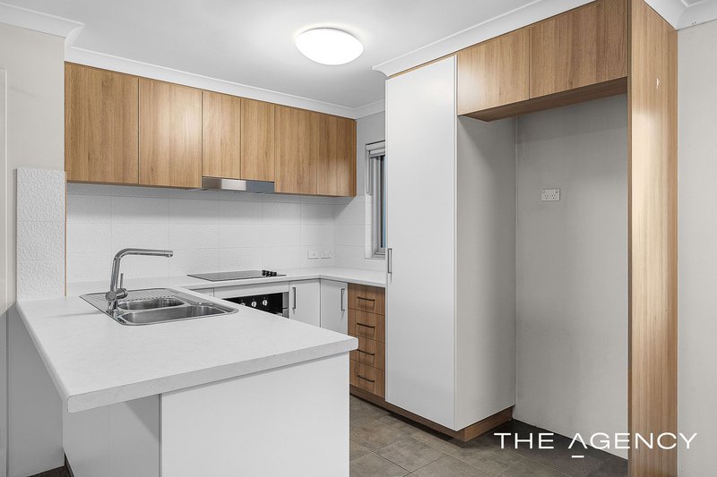 Photo - 4/32 Congenial Loop, Atwell WA 6164 - Image 2