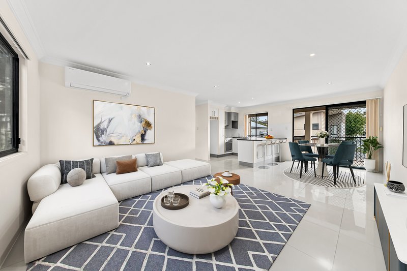 Photo - 4/32 Earl Street, Greenslopes QLD 4120 - Image 1