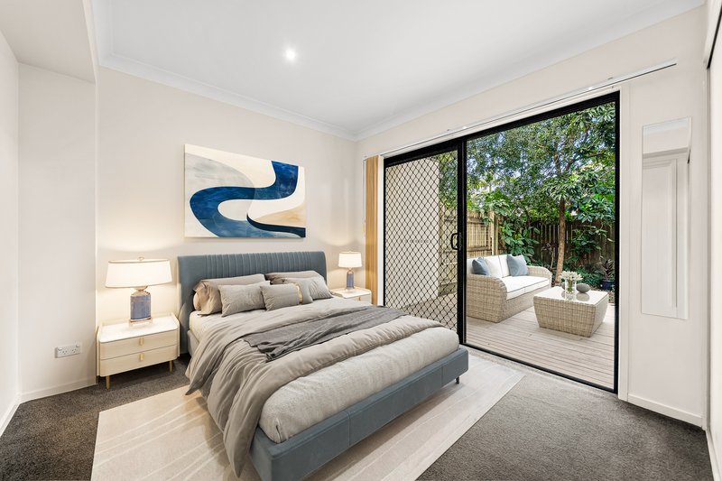 Photo - 4/32 Earl Street, Greenslopes QLD 4120 - Image 4