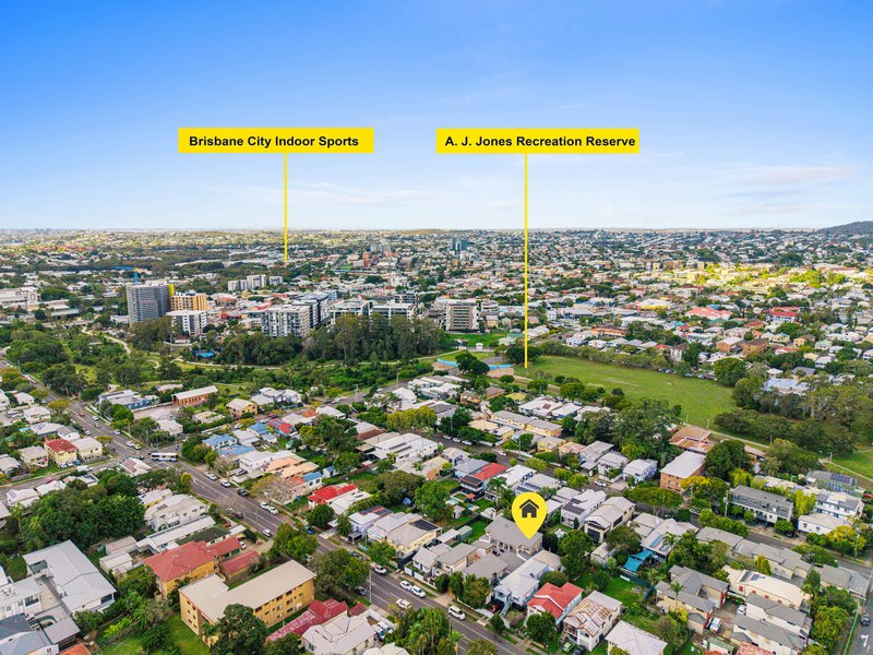 Photo - 4/32 Earl Street, Greenslopes QLD 4120 - Image 12