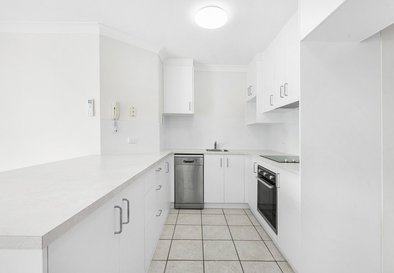 Photo - 4/32 Pashen Street, Morningside QLD 4170 - Image 5