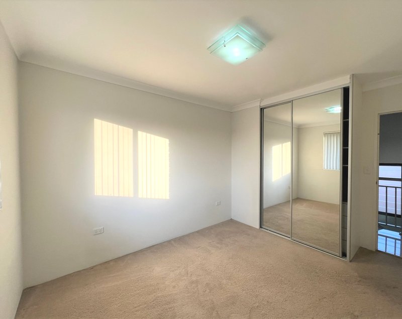 Photo - 4/32 Phillips Ave , Canterbury NSW 2193 - Image 12