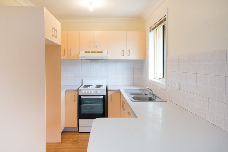 Photo - 4/320-322 Flagstaff Road, Lake Heights NSW 2502 - Image 6