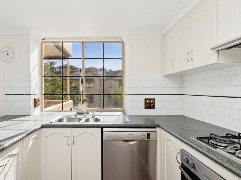 Photo - 43/22 Nile Street, East Perth WA 6004 - Image 7