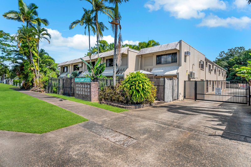 Photo - 4/323-329 Mcleod Street, Cairns North QLD 4870 - Image 1