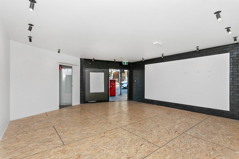 Photo - 4/324 Crown Street, Wollongong NSW 2500 - Image 2