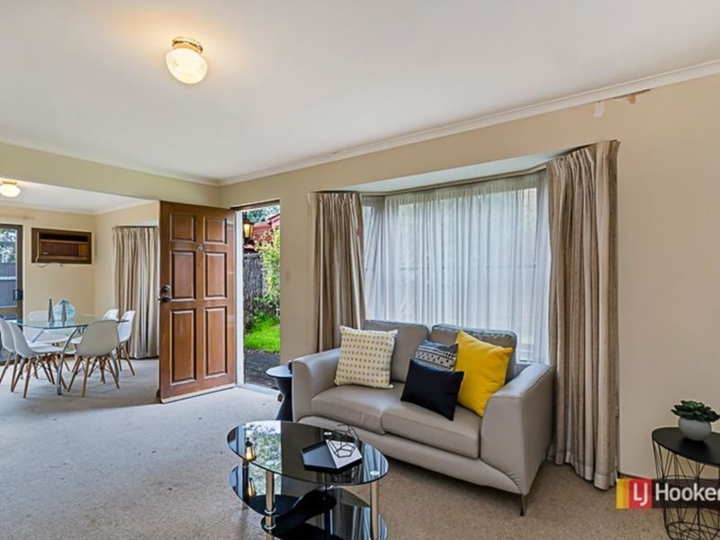 Photo - 4/33 Barnes Avenue, Magill SA 5072 - Image 3