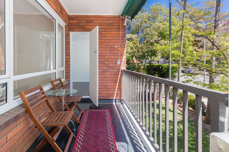 Photo - 4/33 Carabella Street, Kirribilli NSW 2061 - Image 6