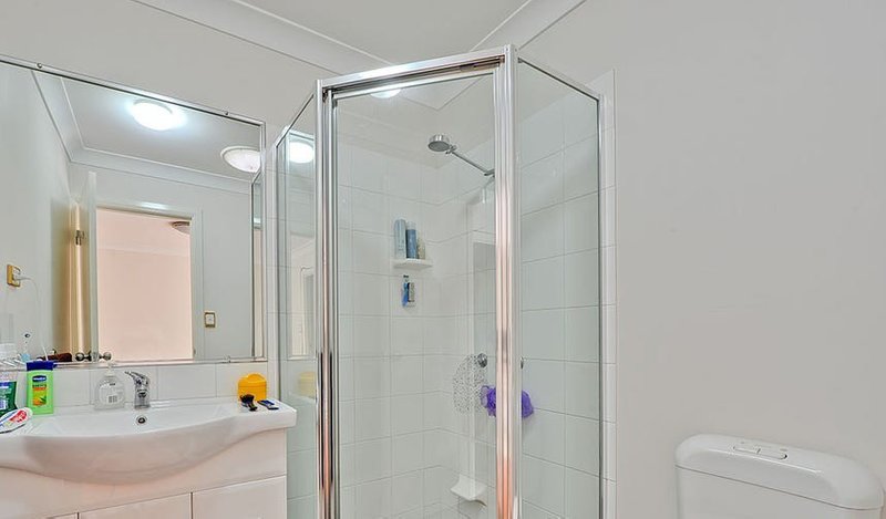 Photo - 4/33 Derby Street, Coorparoo QLD 4151 - Image 4