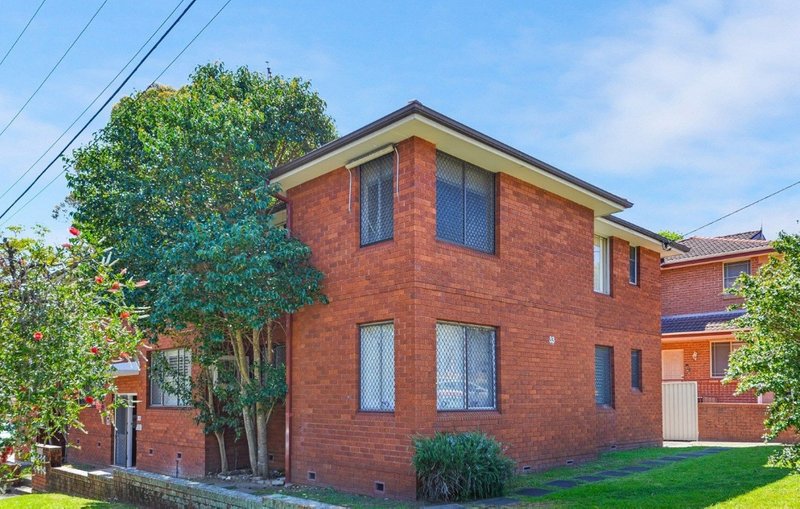 Photo - 4/33 Graham Road, Narwee NSW 2209 - Image 1