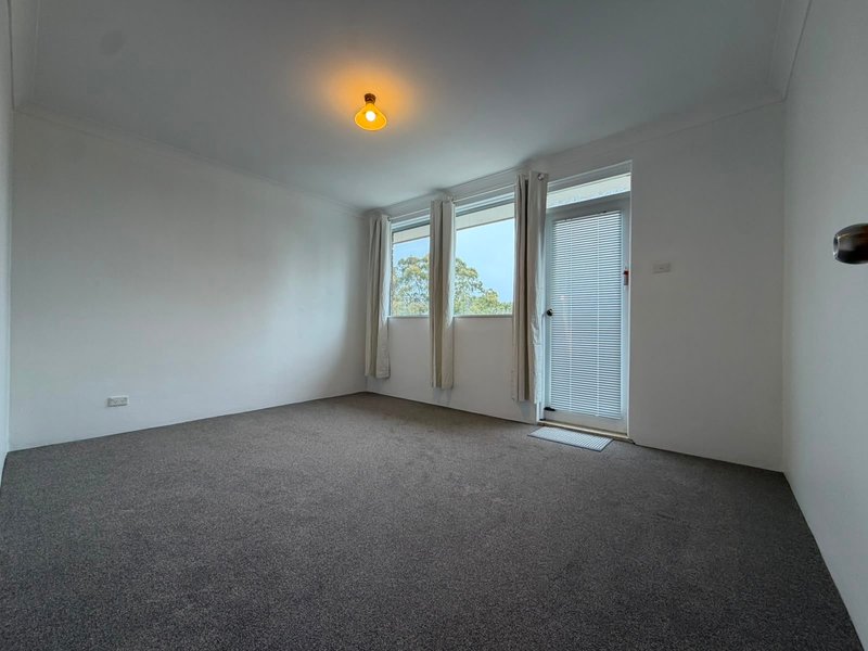 Photo - 4/33 Manchester Street, Merrylands NSW 2160 - Image 3