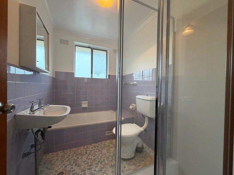 Photo - 4/33 Manchester Street, Merrylands NSW 2160 - Image 4