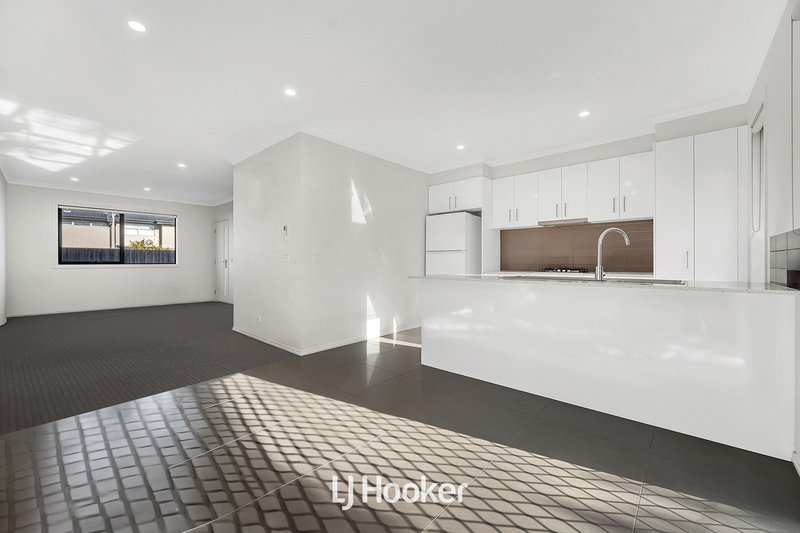 Photo - 4/33. New Street, Dandenong VIC 3175 - Image 2